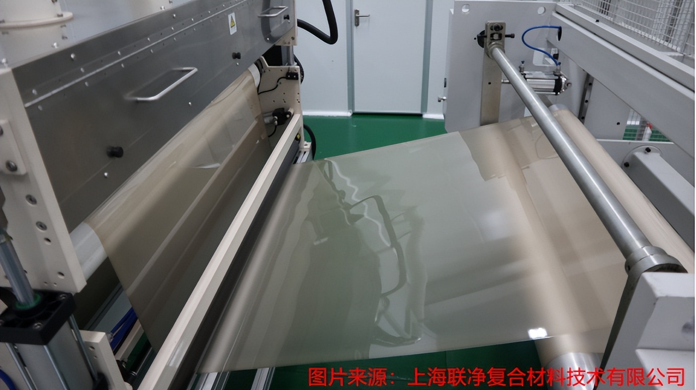碳纖維熱塑性復(fù)合碳纖維熱塑性復(fù)合材料爆火！輕量化革命背后藏著哪些黑科技？